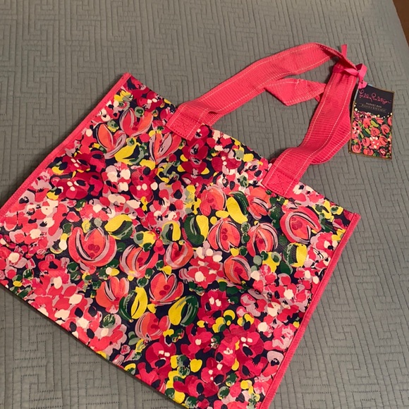 Lilly Pulitzer Handbags - Lilly Pulitzer Market bag